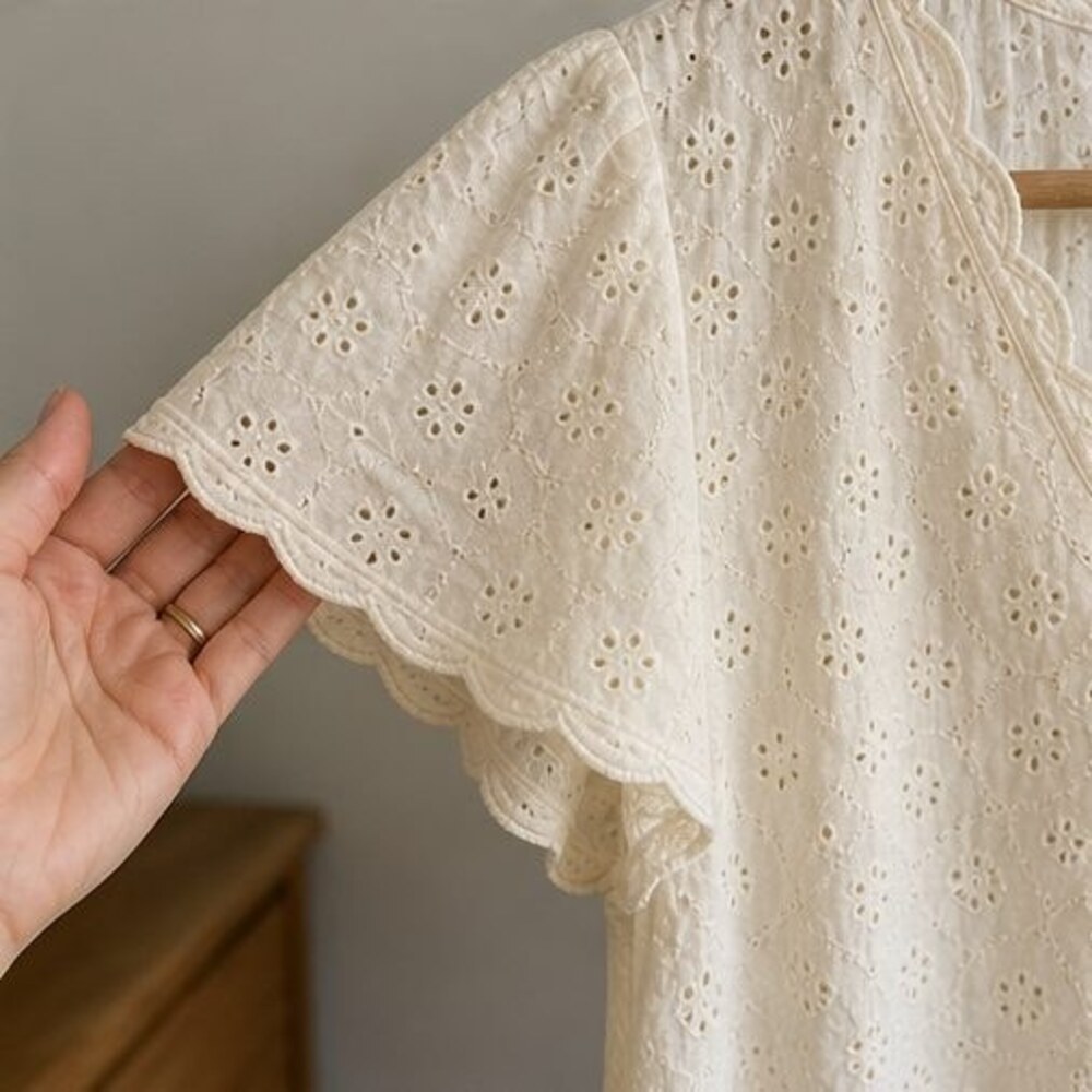 Ivory Tunic Blouse - Picture 5 of 6